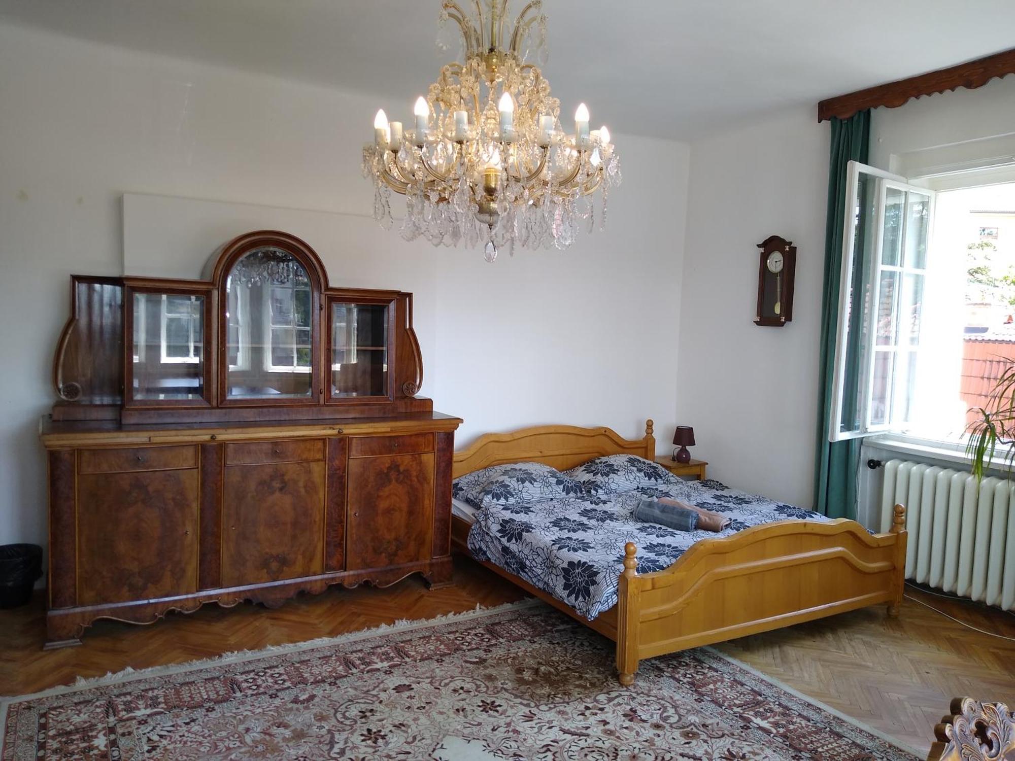 Rooms In Prague-Big+Comfy Ngoại thất bức ảnh