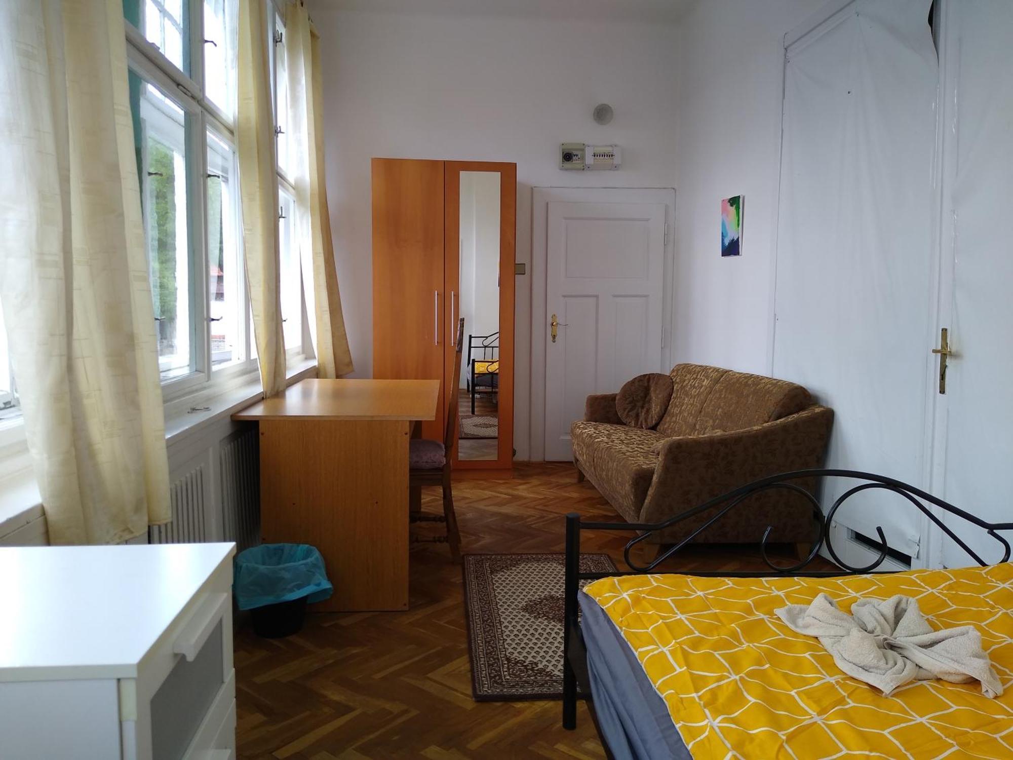 Rooms In Prague-Big+Comfy Ngoại thất bức ảnh