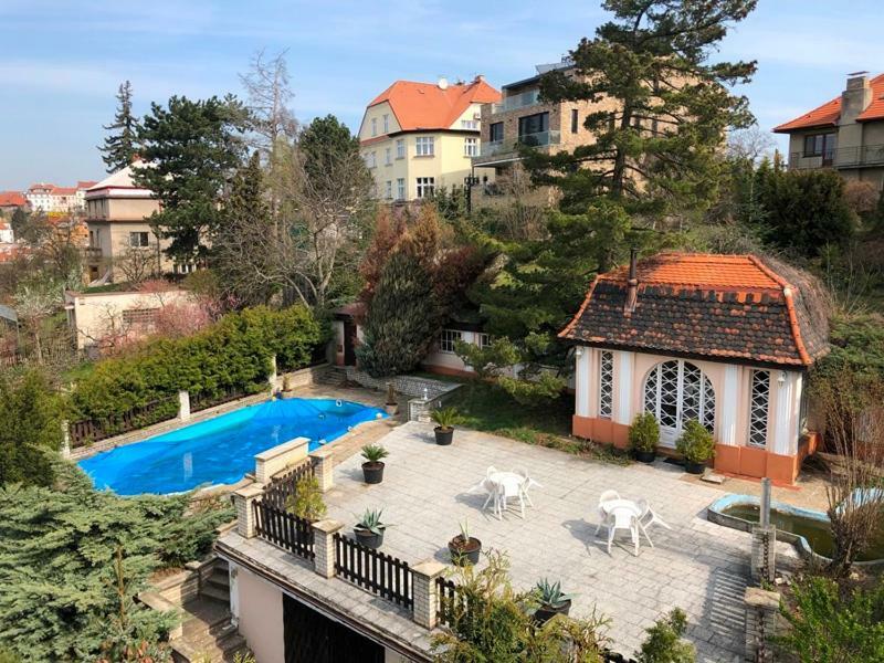 Rooms In Prague-Big+Comfy Ngoại thất bức ảnh