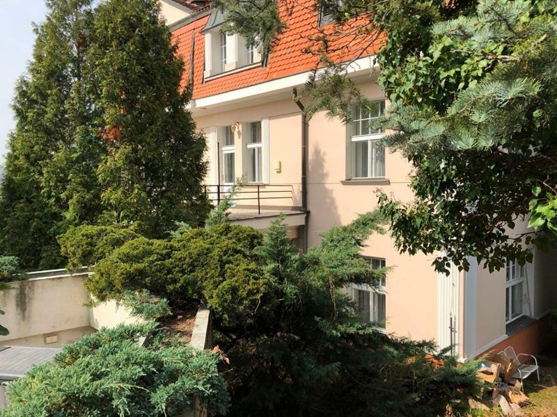 Rooms In Prague-Big+Comfy Ngoại thất bức ảnh