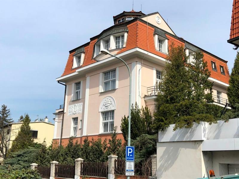 Rooms In Prague-Big+Comfy Ngoại thất bức ảnh