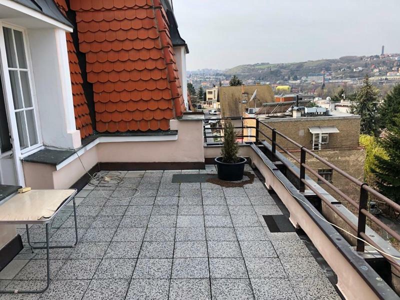 Rooms In Prague-Big+Comfy Ngoại thất bức ảnh