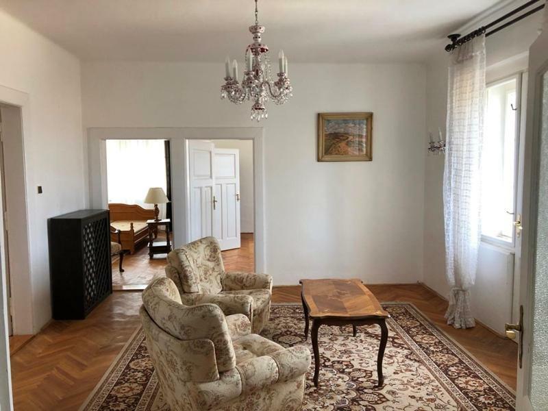 Rooms In Prague-Big+Comfy Ngoại thất bức ảnh