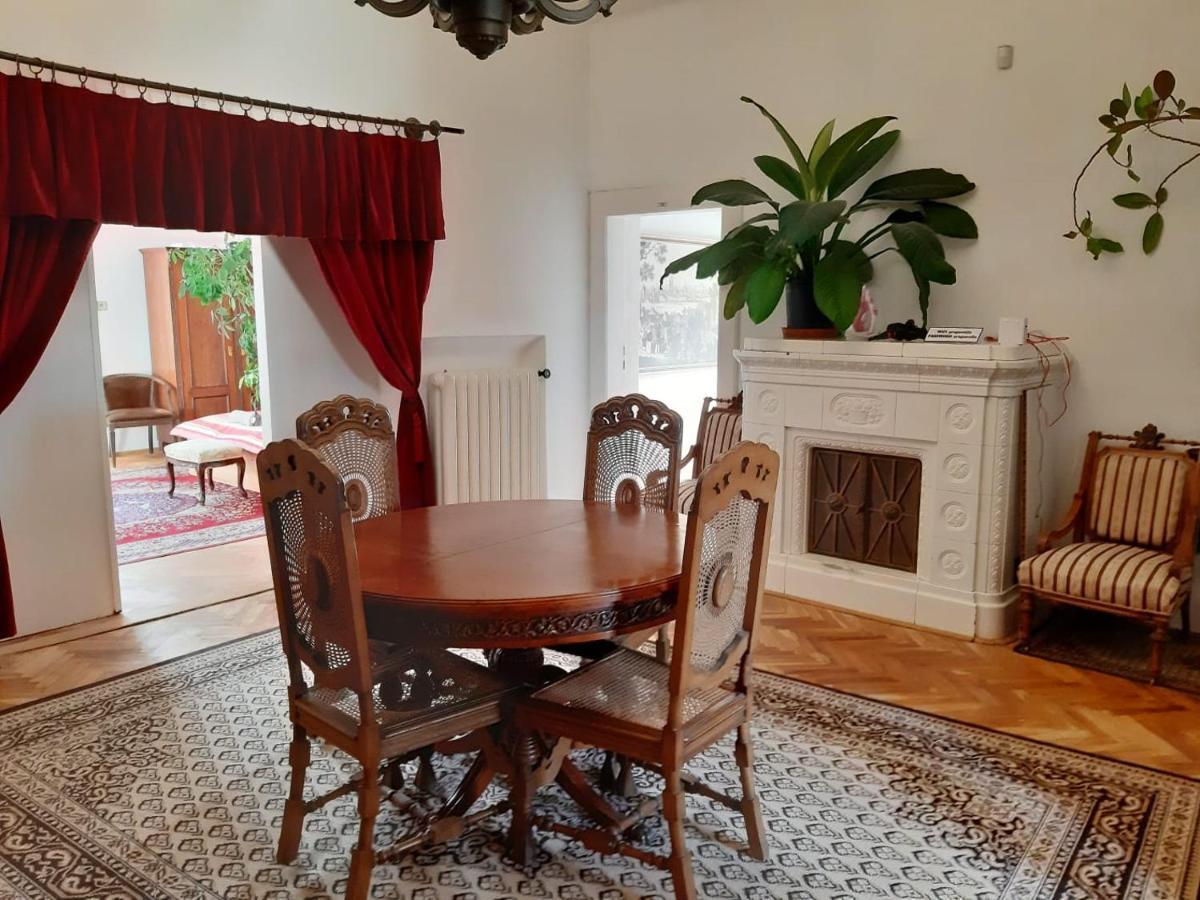 Rooms In Prague-Big+Comfy Ngoại thất bức ảnh